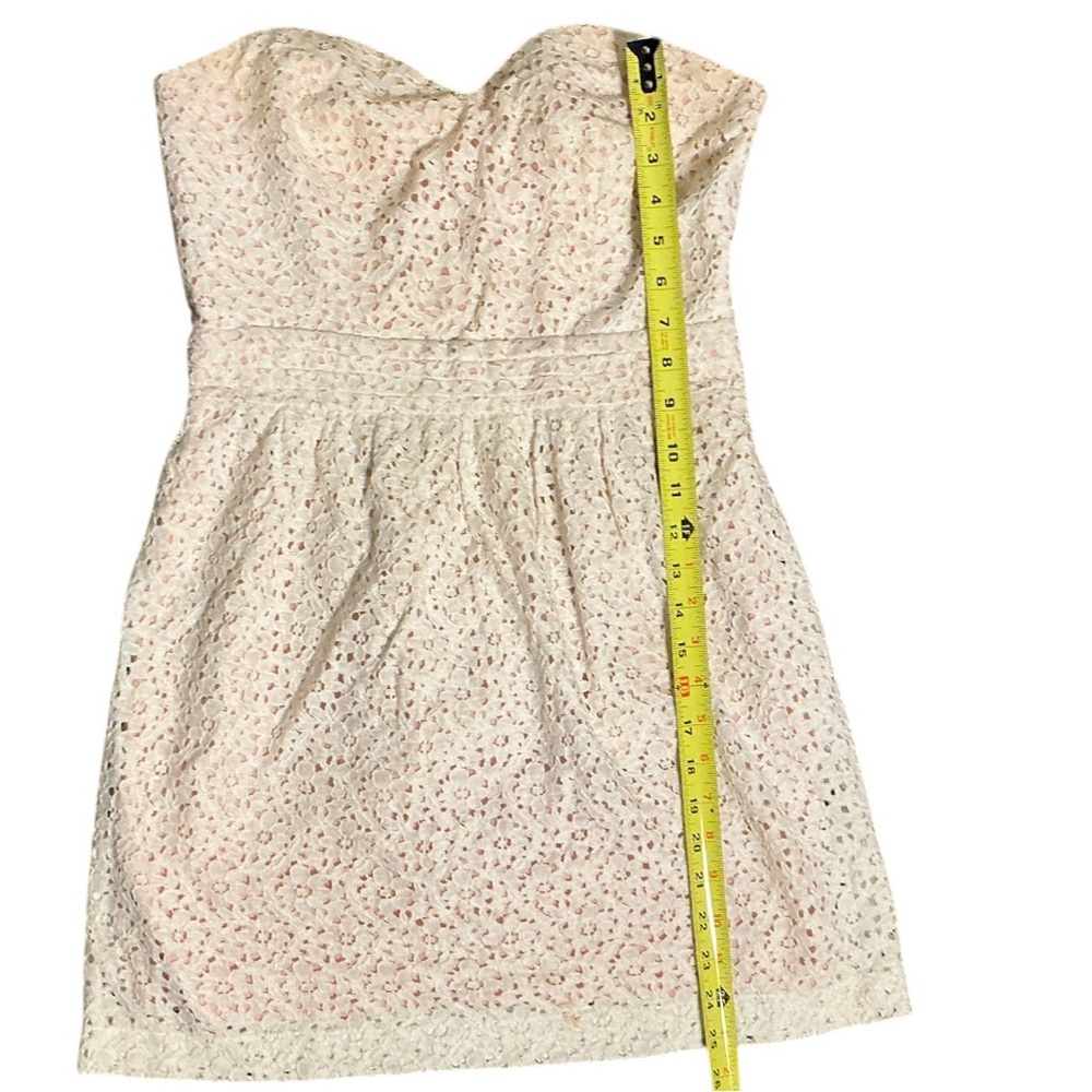 Urban Outfitters, Pins and Needles strapless lace mini-dress size 8 - Picture 4 of 4